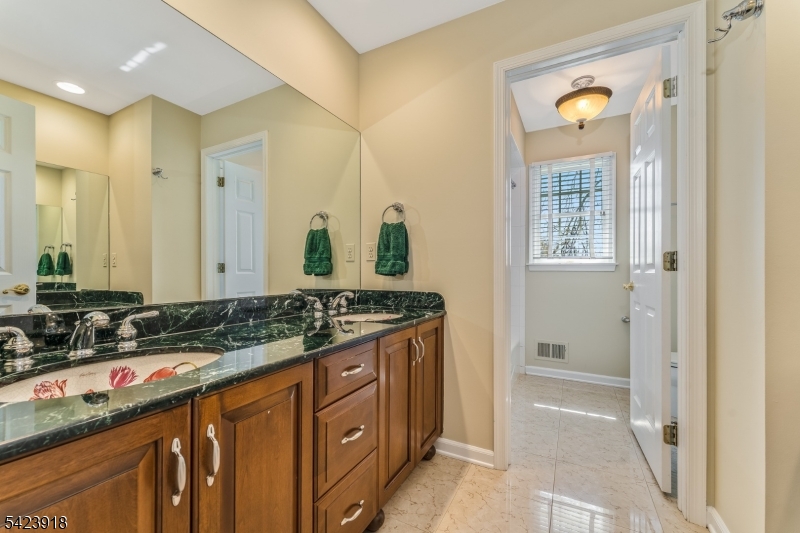 WELLINGTON WEST - Residential