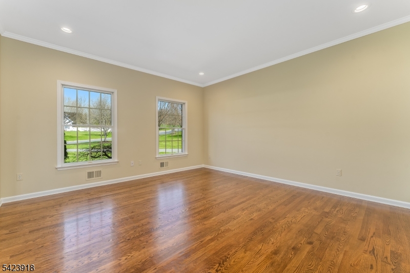 WELLINGTON WEST - Residential