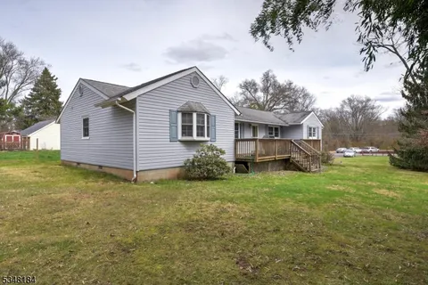 MLS: 3954411