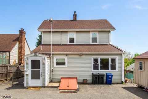 516 5Th St, Carlstadt Boro, NJ 07072 - MLS#: 3959991