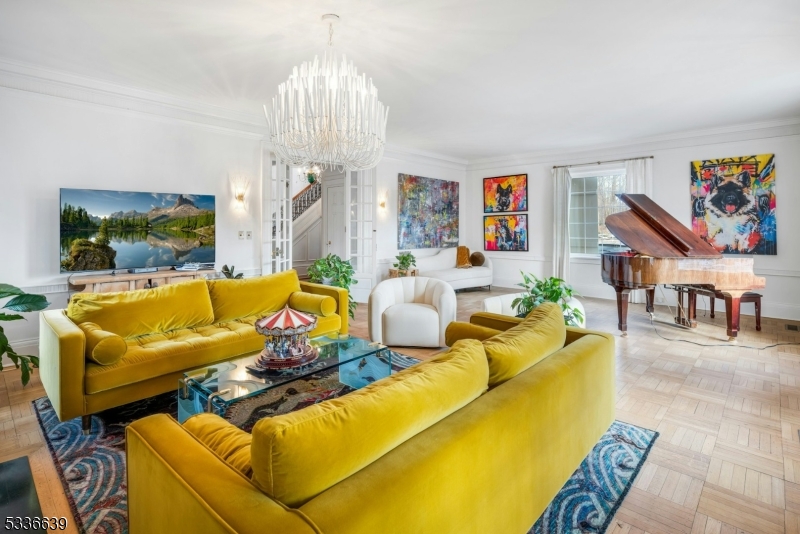 Llewellyn Park - Residential