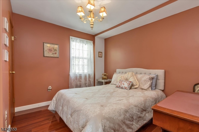 Van Wyck Historic - Residential