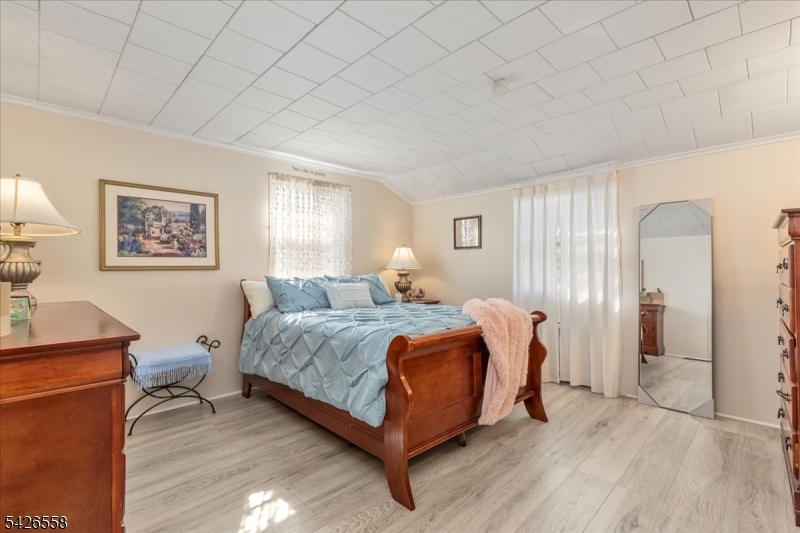 Van Wyck Historic - Residential