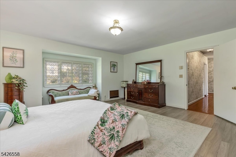 Van Wyck Historic - Residential