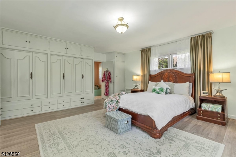 Van Wyck Historic - Residential