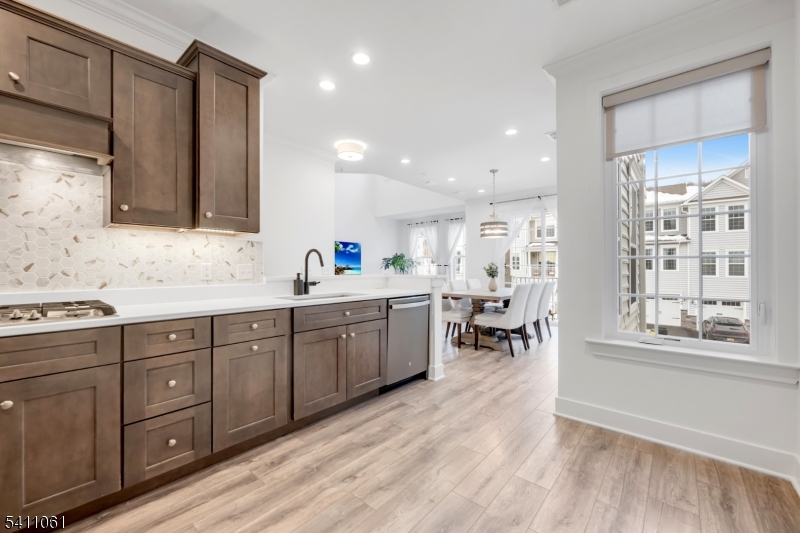 Hilltop - Residential