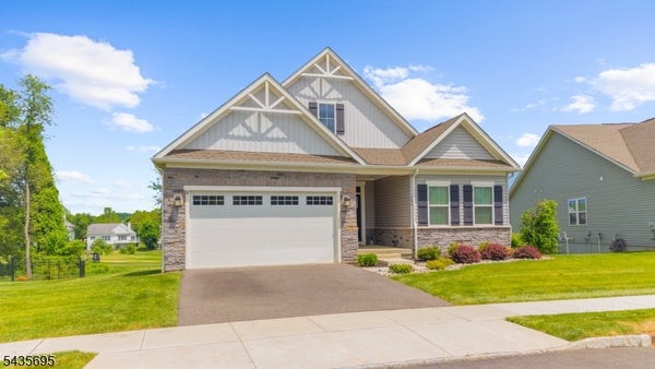 124 CLUB HOUSE DR, WASHINGTON, NJ 07882 - Image 3cbab9c5729e0b421c8a82e41c7a0f89/2097012013