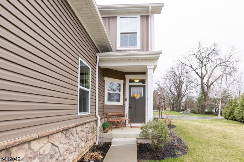 End Unit - Residential