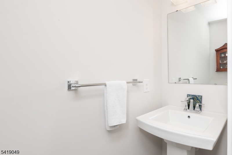 End Unit - Residential