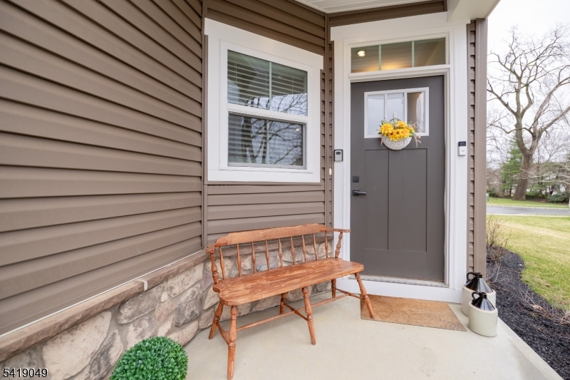 End Unit - Residential