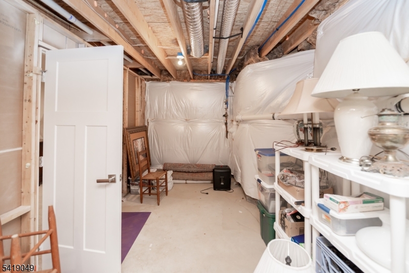 End Unit - Residential