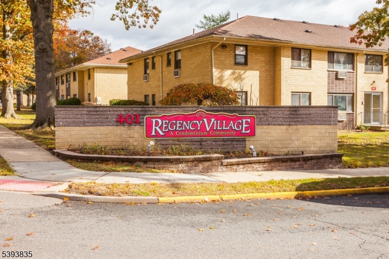 Regency Village - Residential