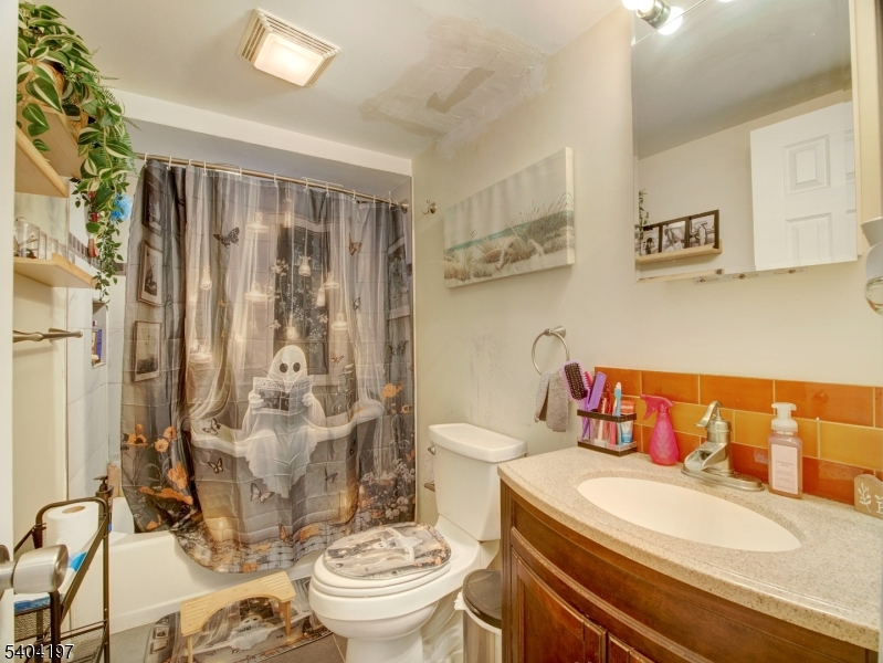 Peterstown - Residential Income