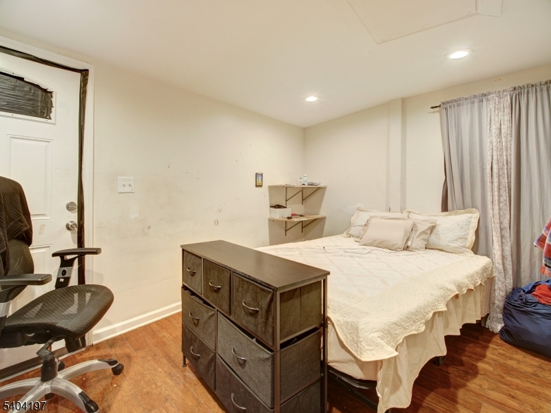 Peterstown - Residential Income