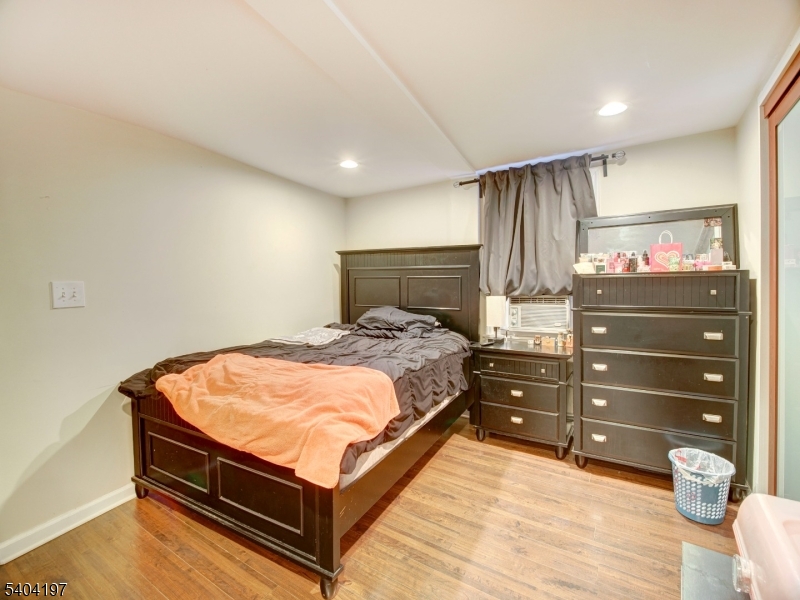 Peterstown - Residential Income