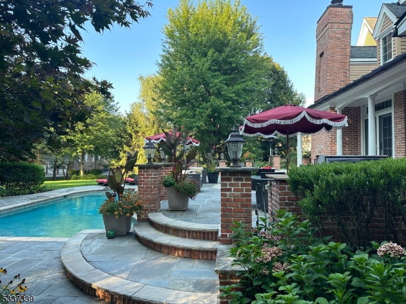 Stonehedge Estates - Residential