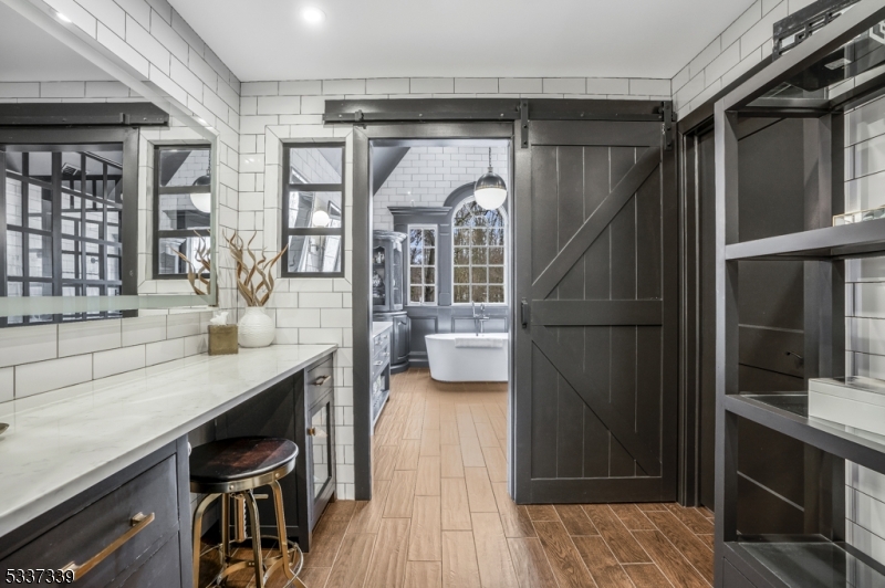 Stonehedge Estates - Residential