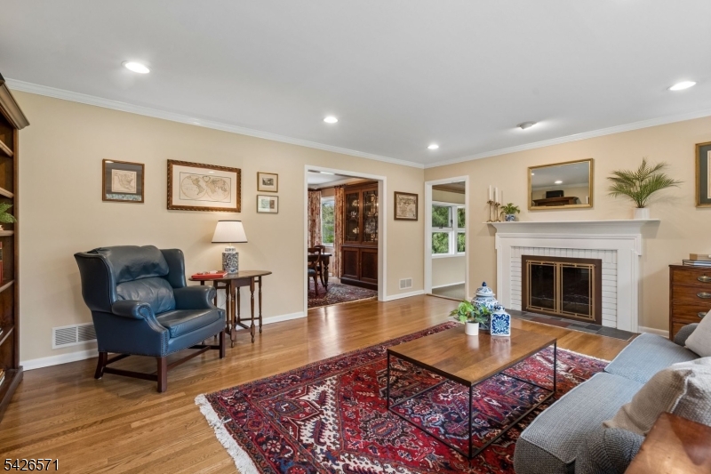Tall Oaks - Residential