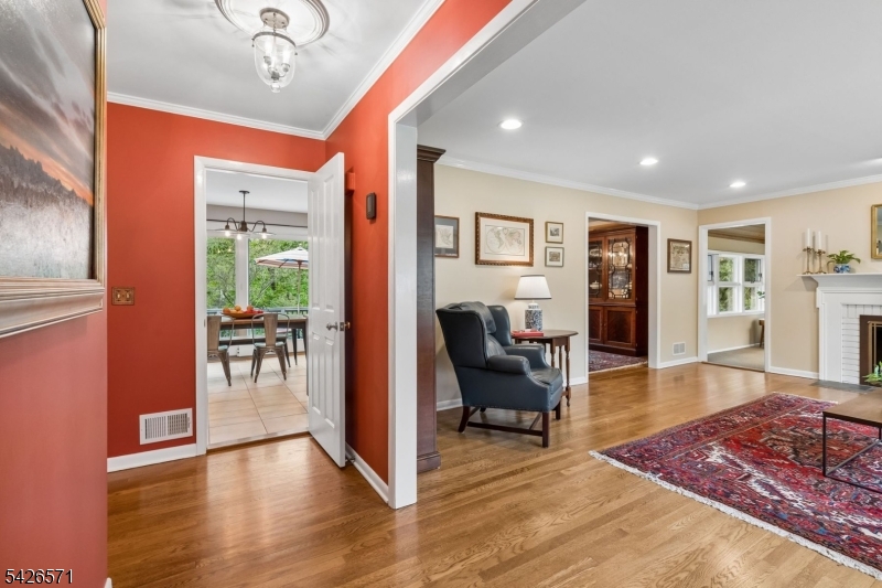 Tall Oaks - Residential