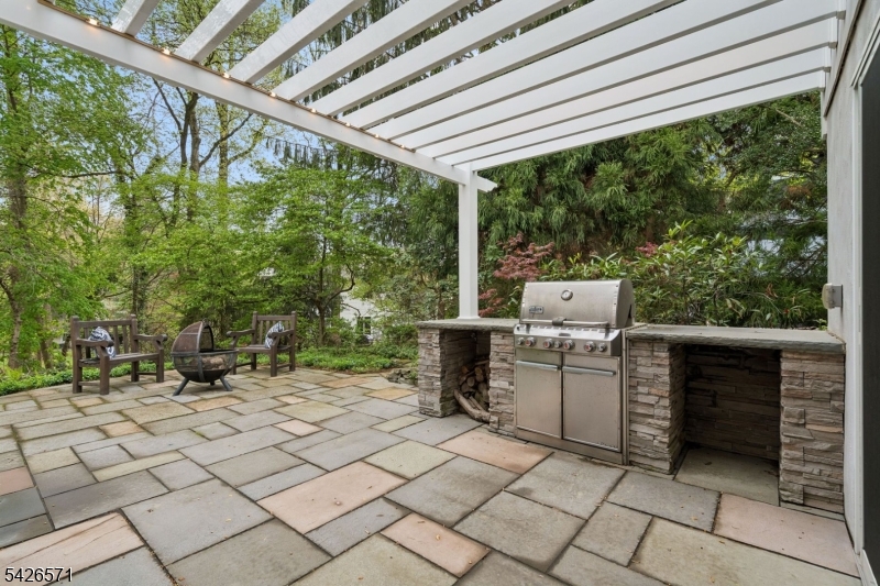 Tall Oaks - Residential