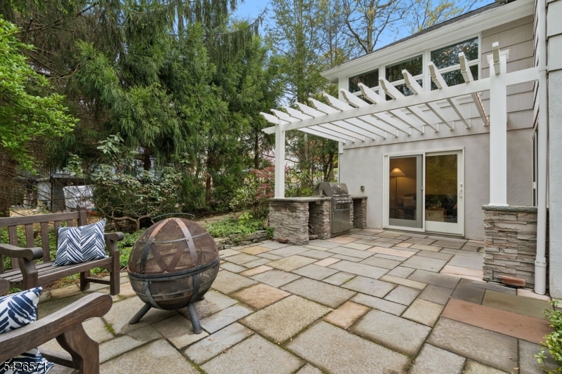Tall Oaks - Residential