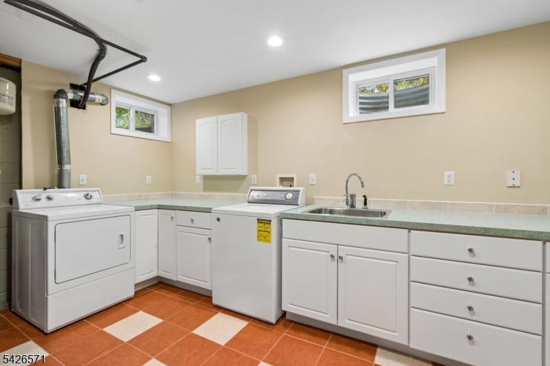 Tall Oaks - Residential