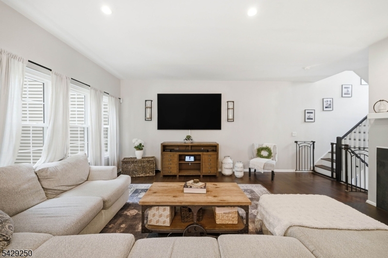 Oak Ridge - Residential