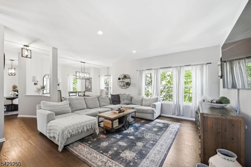 Oak Ridge - Residential