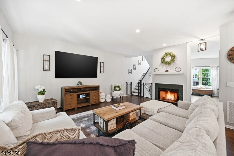 Oak Ridge - Residential