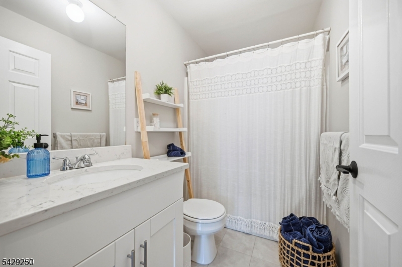 Oak Ridge - Residential