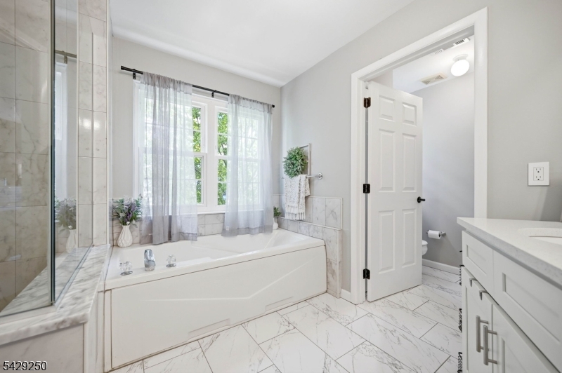 Oak Ridge - Residential