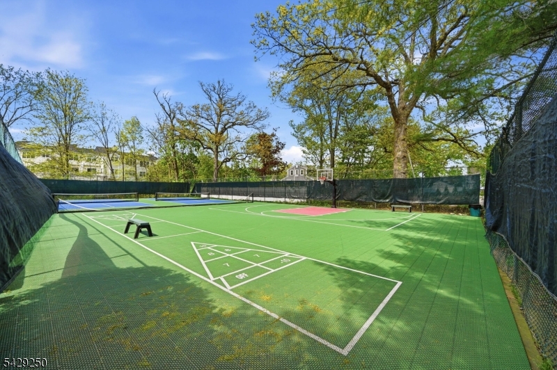 Oak Ridge - Residential