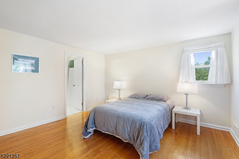 New Vernon - Residential