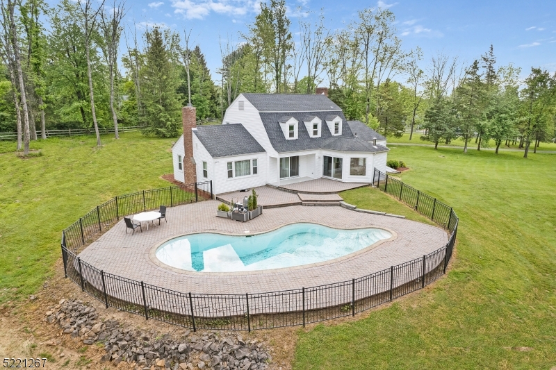 New Vernon - Residential