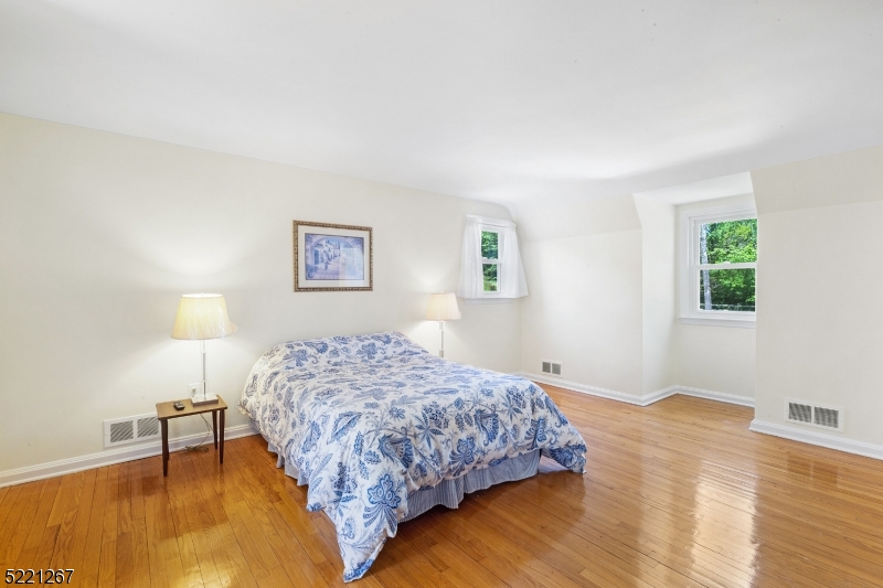 New Vernon - Residential