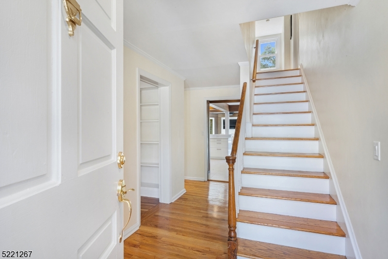 New Vernon - Residential