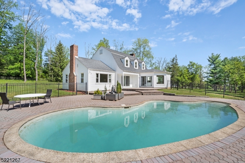 New Vernon - Residential