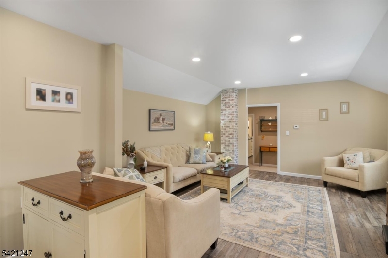 Lake Parsippany - Residential