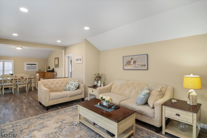 Lake Parsippany - Residential