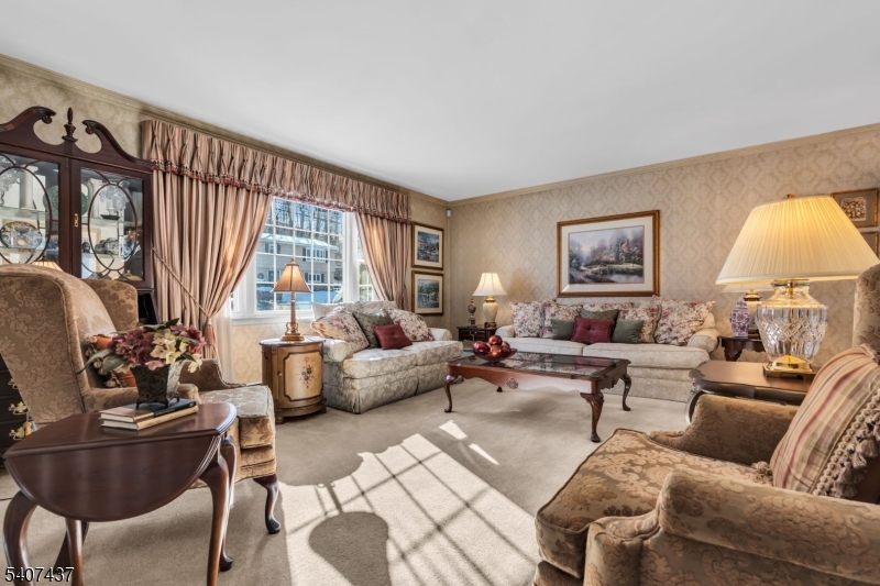 Elba Point - Residential