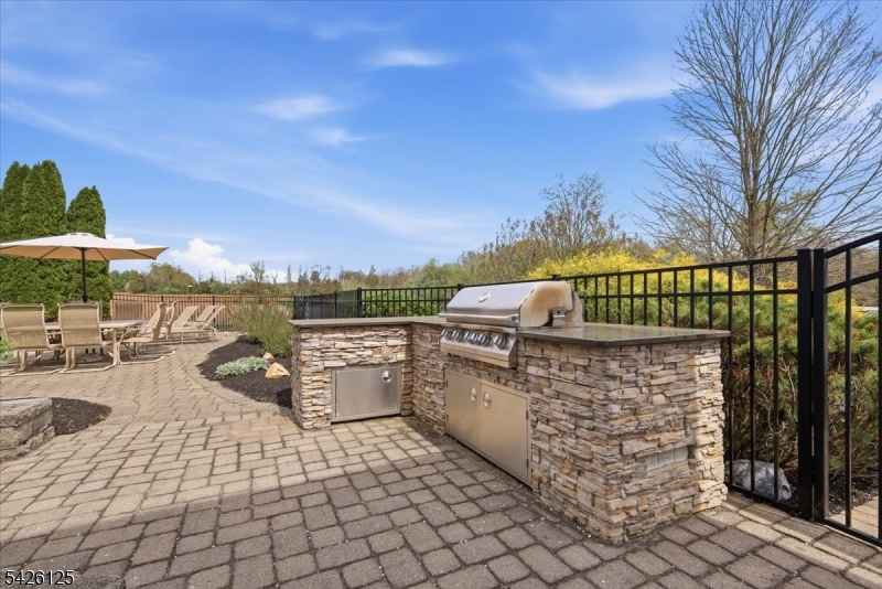 Holland Brook Farms - Residential