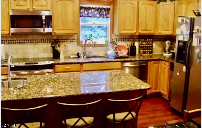 LAKE PANORAMA - Residential