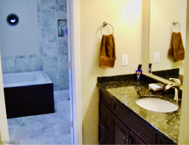 LAKE PANORAMA - Residential