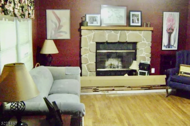 LAKE PANORAMA - Residential