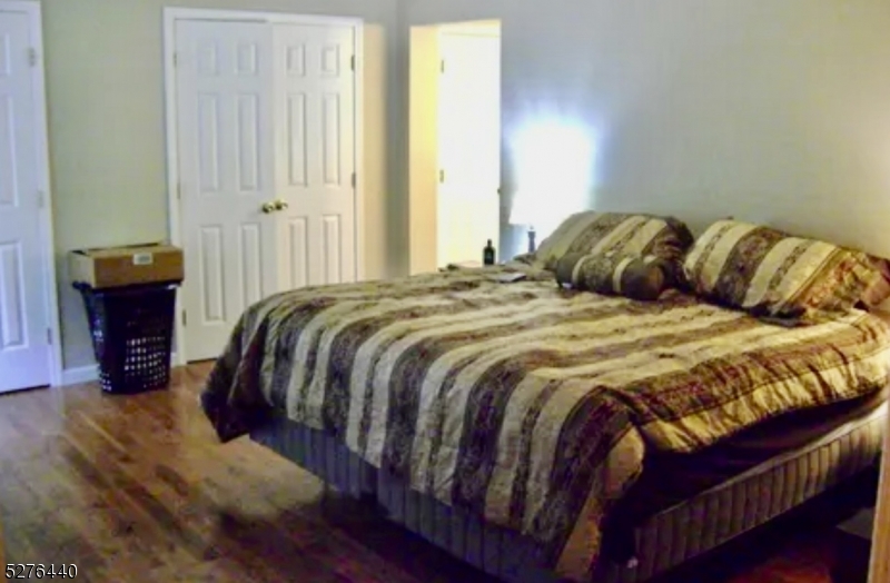 LAKE PANORAMA - Residential