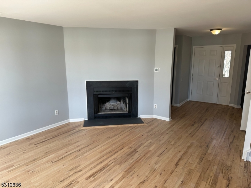 Photo 5 of 8 of 1027 Black Oak Ridge Rd 1027 townhome