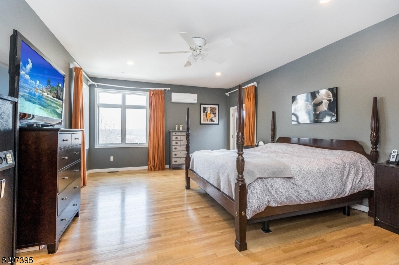 Cedar Lake - Residential