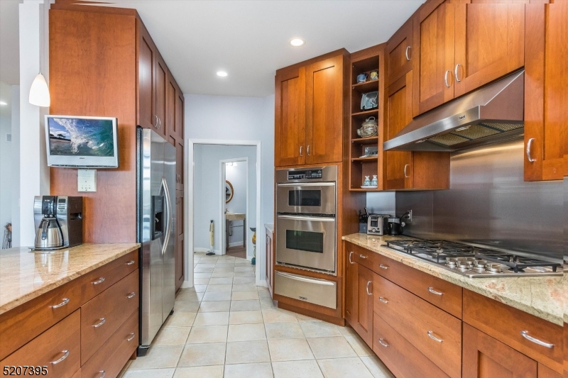 Cedar Lake - Residential