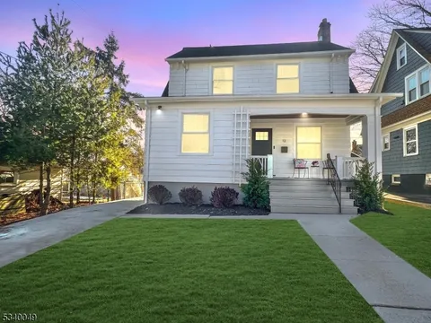 MLS: 3947425