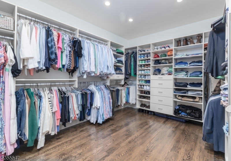 Rolling Hill - Residential